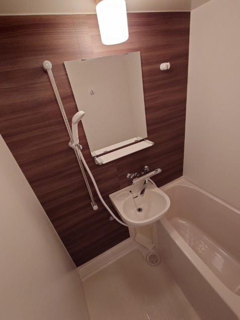 シャルムメゾン本庄の浴室