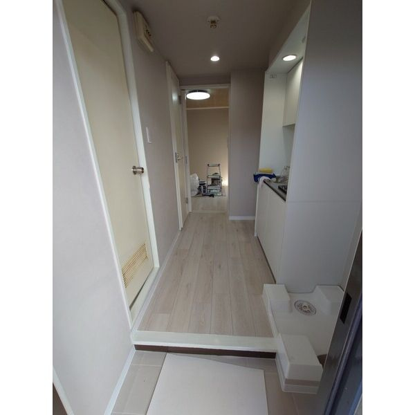 シャルムメゾン本庄の玄関