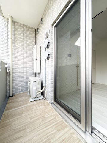 エスリード志賀本通ザ・フロントのバルコニー