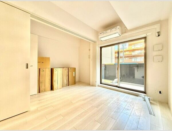 エスリード志賀本通ザ・フロントの居間・リビング