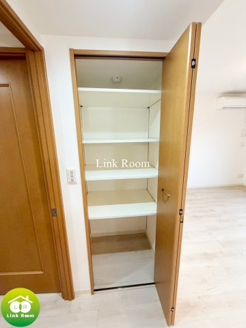 レジディア南砂町　（旧　EVER GREEN明治通り（旧　DeLCCS南砂））の収納