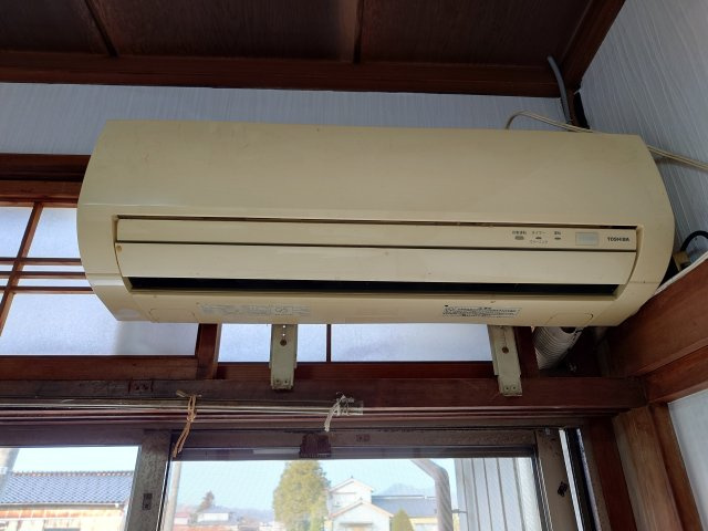 高岡市波岡貸家の設備