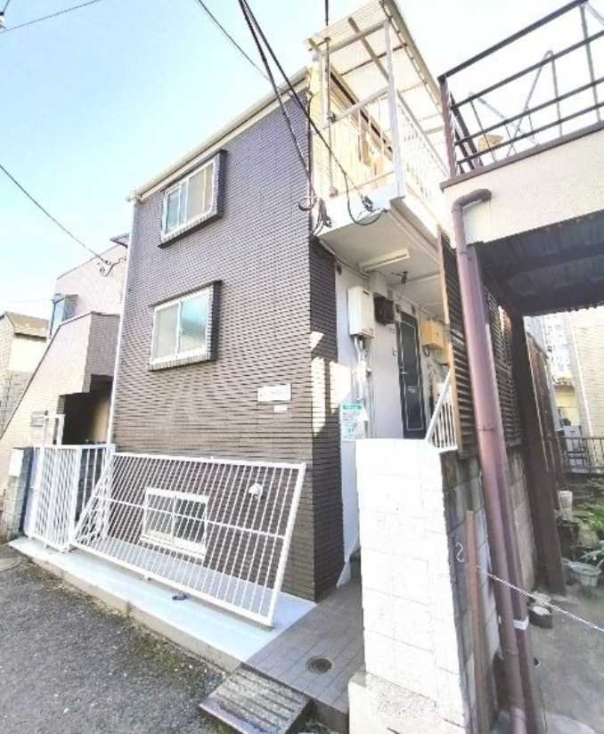 ティーケー野沢　敷金０　システムキッチン　角部屋の外観