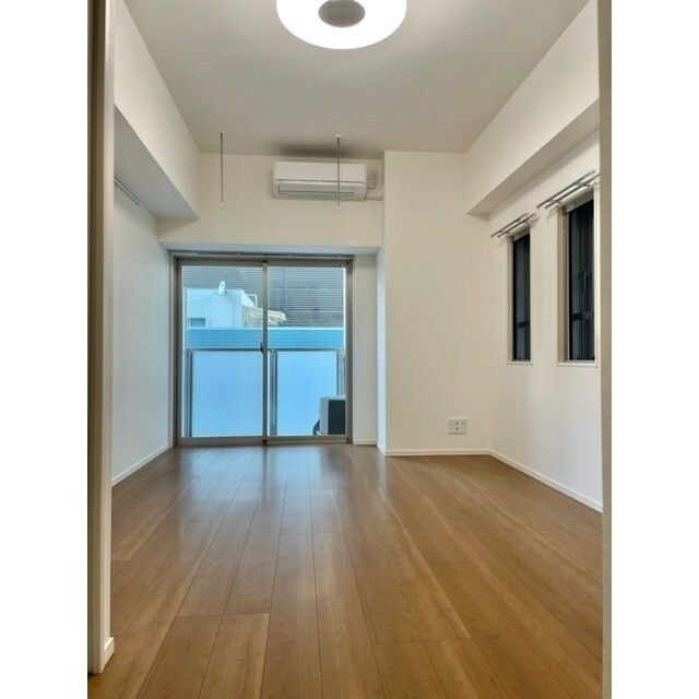 Ｑｕ４ｔｔｒｏ　Ａｒｃａ　九段の居間・リビング