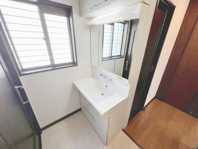 中古 戸建ての独立洗面台