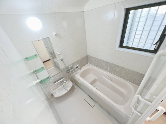 中古 戸建ての浴室