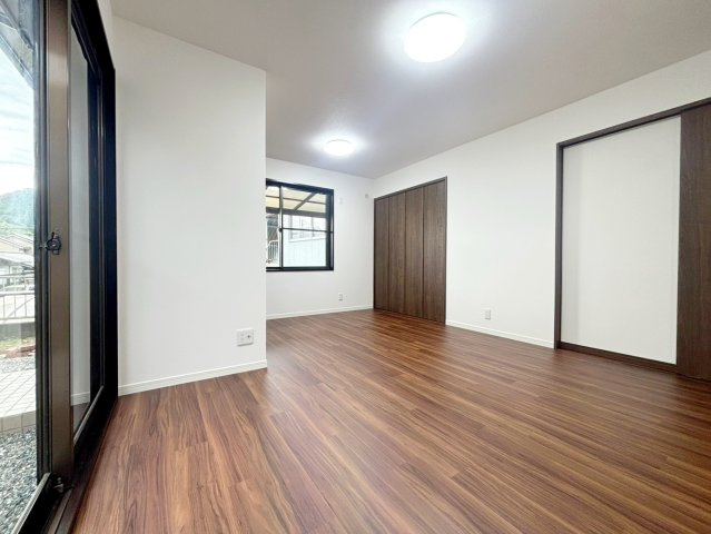 中古 戸建ての洋室|1階洋室