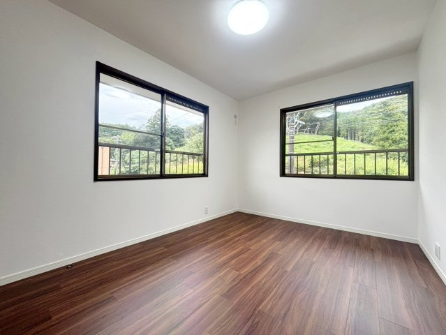 中古 戸建ての洋室|2階洋室