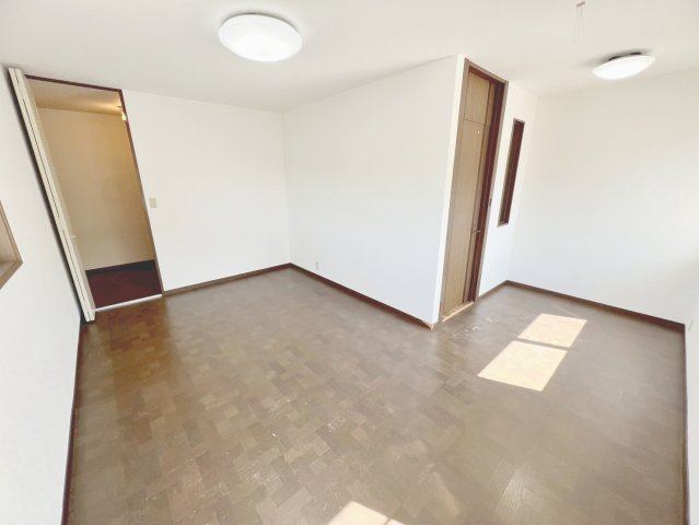 中古 戸建ての洋室|リフォーム前