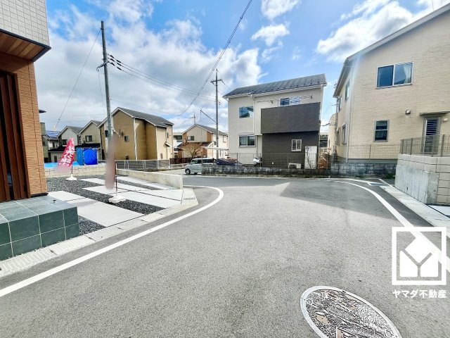 大津市穴太１丁目　T号地の前面道路含む現地写真