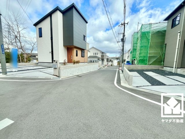 大津市穴太１丁目　T号地の前面道路含む現地写真