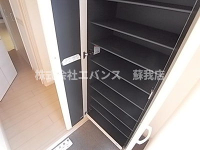 【エントランス】 | メルローズ蘇我 | 清潔なエントランスです