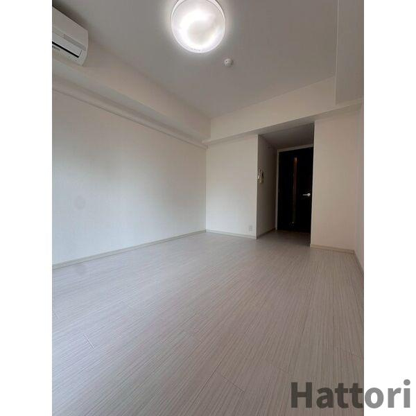 Lasante京橋(旧:エスティメゾン京橋)の居間・リビング