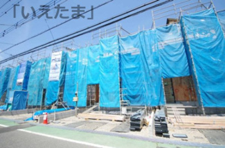 【外観】 | 【仲介手数料無料！！】日野市落川　新築戸建て（全6棟）5号棟　5580万円 | 令和８年４月１８日撮影　建築中