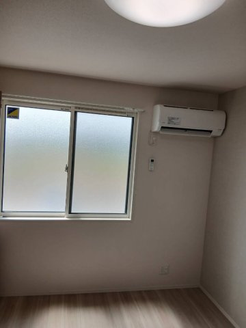 アテリア伍番館の洋室|きれいな洋室です