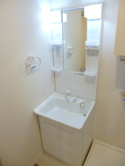 サンライズコートの洗面所|独立洗面化粧台