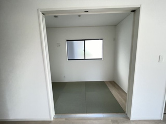 【和室】 | 新築アーネストワン　4LDK　松並第二　①号棟　 | ※類似物件の写真です
※現在建築中のため、類似の完成物件のご案内が可能です