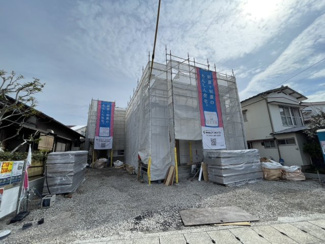 【前面道路含む現地写真】 | 新築アーネストワン　4LDK　松並第二　①号棟　