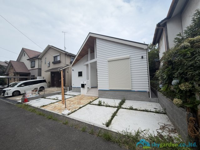 小田原市南町　新築戸建の外観