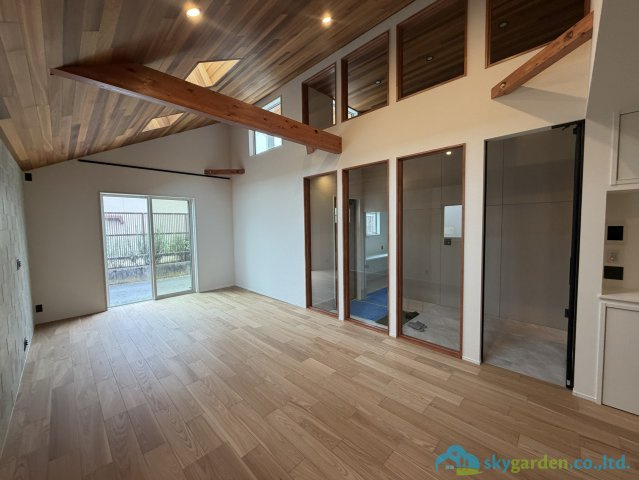 小田原市南町　新築戸建の居間・リビング