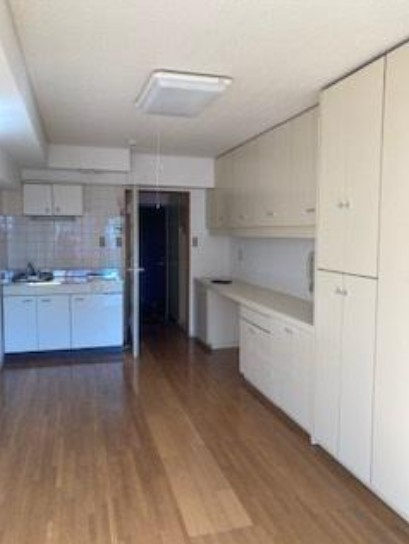 アルカサール福島の居間・リビング