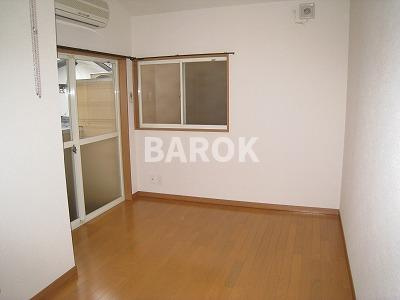 ドリア・イ ヌールの居間・リビング