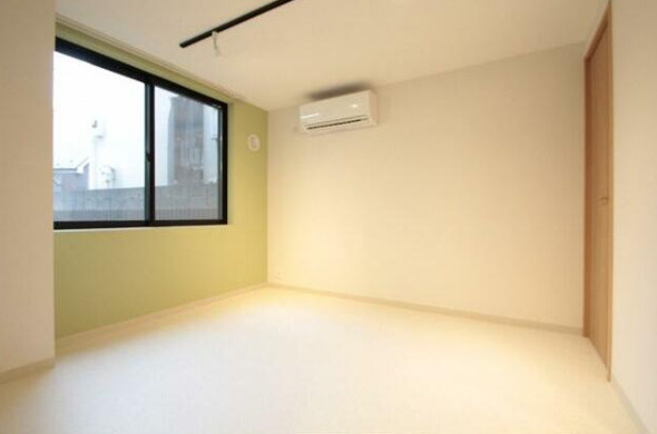 MidCUBE中台の居間・リビング