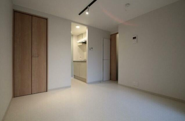 MidCUBE中台の洋室