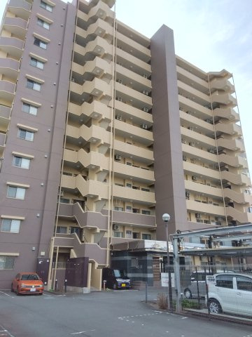 エンブルソレア今泉小前　富士市新橋町の外観|鉄筋鉄骨構造なので、遮音性が高いです。静かな生活を送れそうですね。