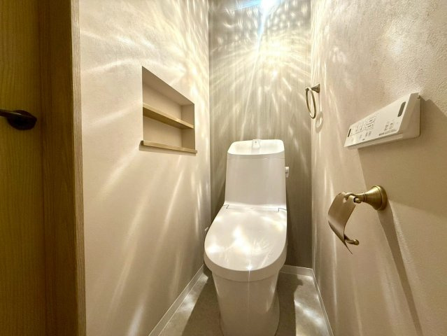 いの町枝川　新築戸建のトイレ|優しい灯りが心地よい上質なトイレ。