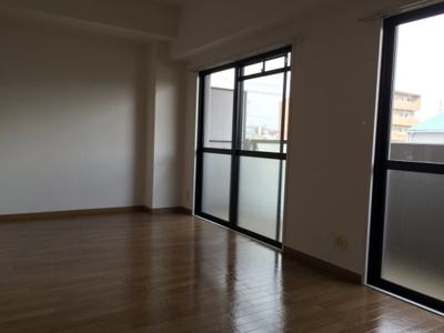 【居間・リビング】 | ソレアード東鴻池