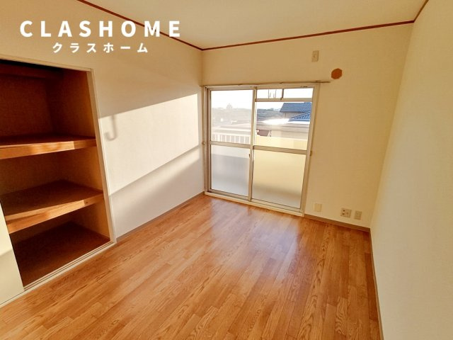 シャンピア　　　刈谷市近郊の賃貸はクラスホームの居間・リビング|同物件の別部屋になります。