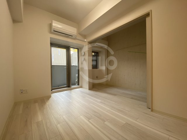 プレサンス立売堀ベルヴィルの居間・リビング|プレサンス立売堀ベルヴィル　洋室