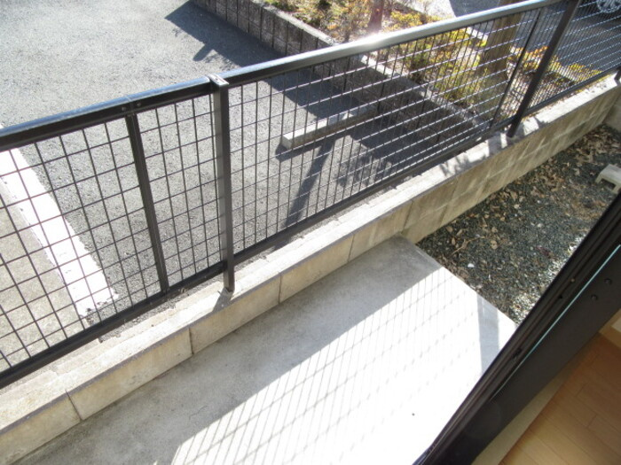 シェモアＢのバルコニー|同建物内別部屋の写真です。