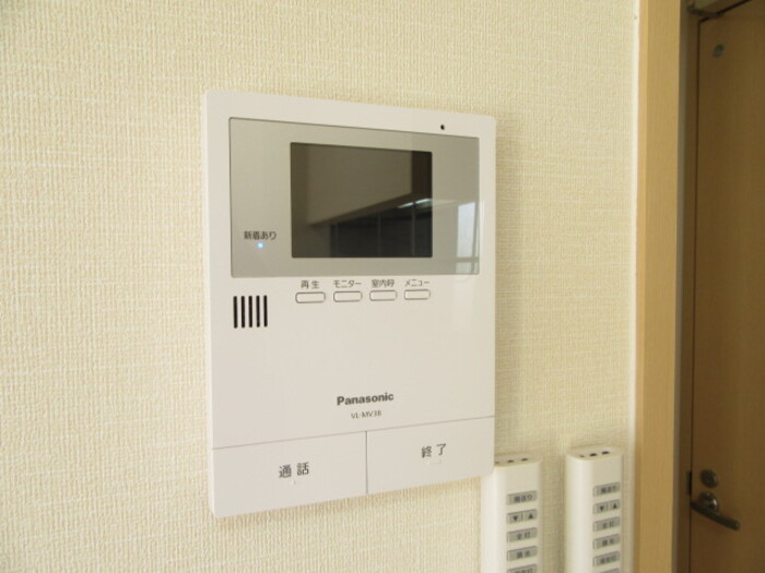 シェモアＢのセキュリティ|同建物内別部屋の写真です。