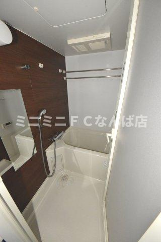 モンテノーム南堀江の浴室