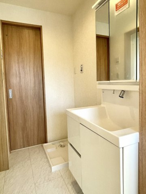 【洗面所】 | ヴィラ上高田