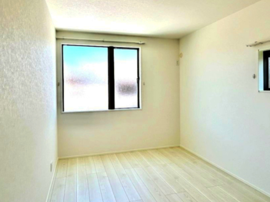 香南市野市町西野　新築一戸建て⑦の洋室|南に面し明るく爽やかな洋室は、子ども部屋にもぴったりです。