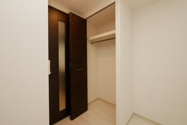 エステムコート難波WEST-SIDE Vアジュールの収納