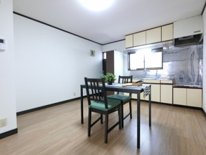 【居間・リビング】