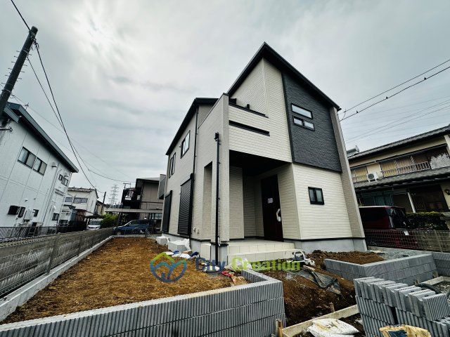 平塚市河内　新築一戸建ての外観