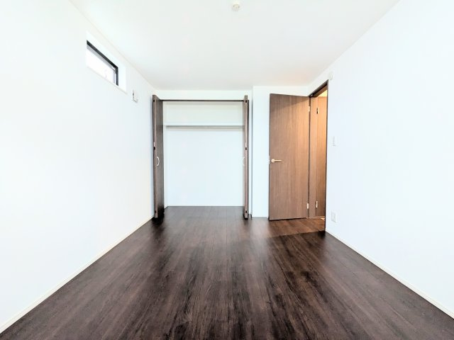 台東区東上野６丁目の戸建の寝室|～主寝室写真～