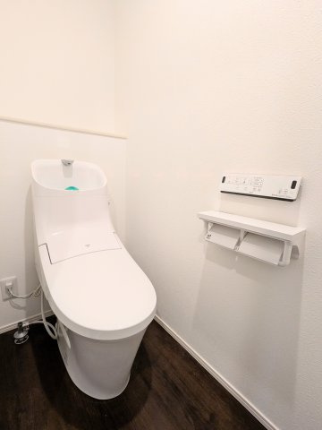 台東区東上野６丁目の戸建のトイレ|～1階 トイレ写真～