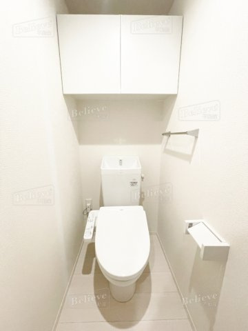 D-room 椿のトイレ|嬉しい温水洗浄便座付き♪