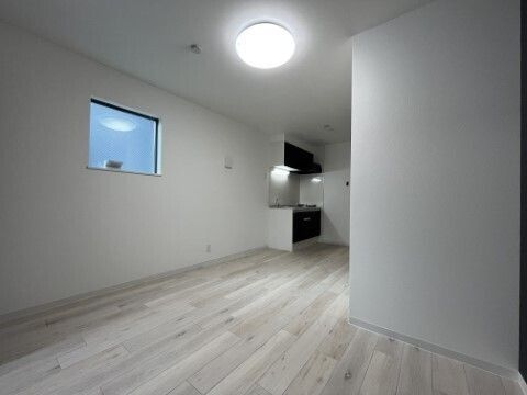 ジーメゾン春日部花積の居間・リビング