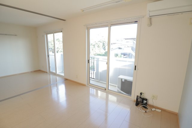 リバーラックディライトの居間・リビング