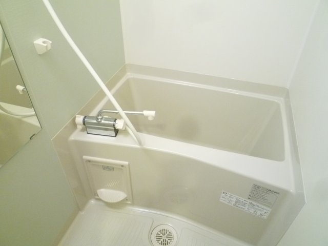 グランパシフィック花園北の浴室