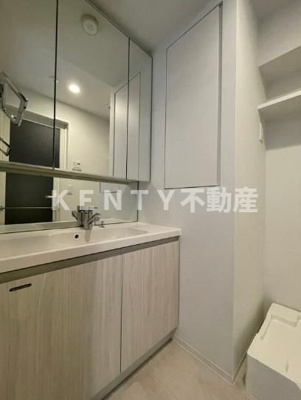 【洗面所】 | ルミーク北品川 | 忙しい朝には欠かせない洗面所です