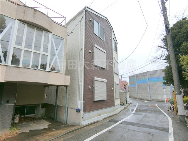 ソレイユ仲六郷の外観