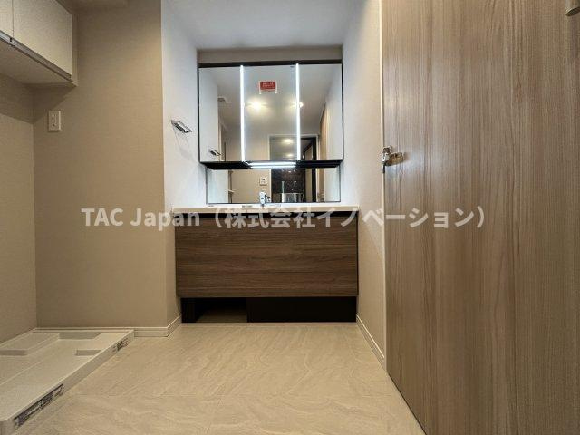 ブリリアタワー東京の玄関